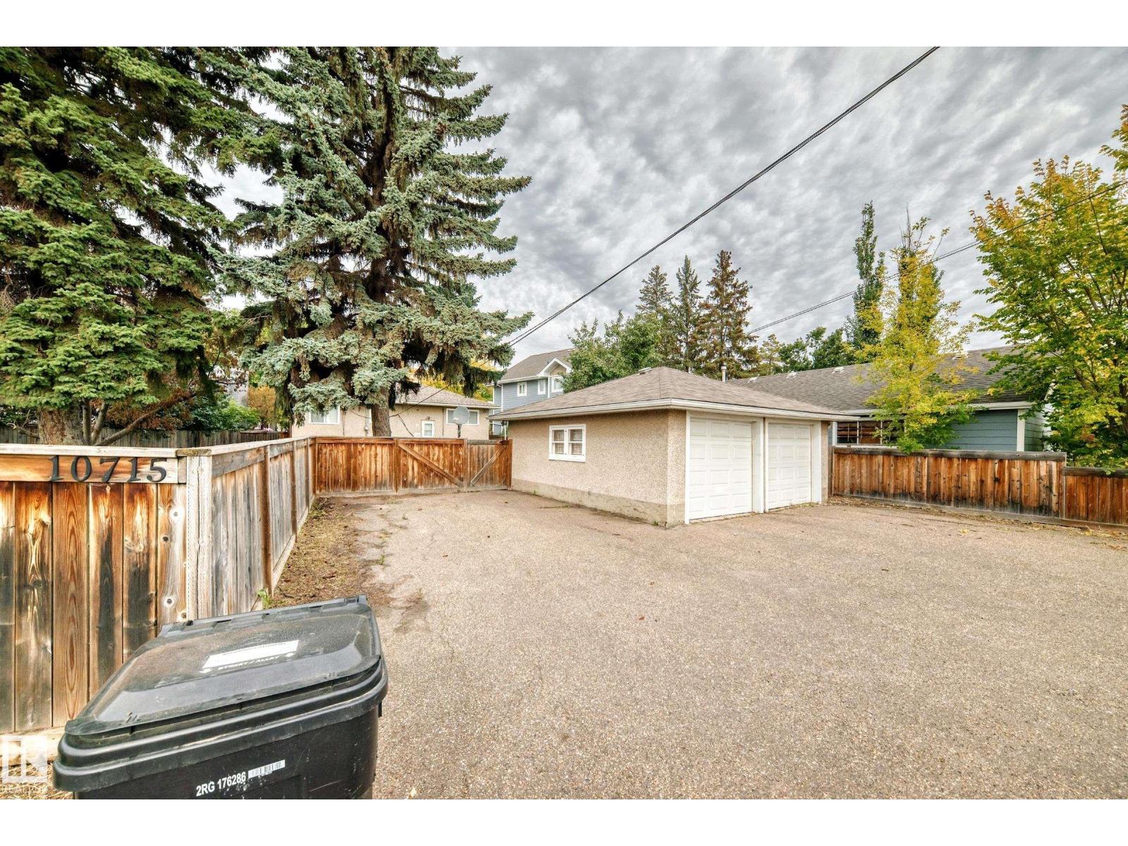 10715 133 ST NW - 58