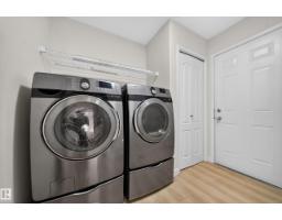 Bedroom 2 - 7836 7 Ave Sw Sw, Edmonton, AB T6X1N3 Photo 7