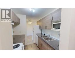 212, 401 Columbia Boulevard W - photo 3