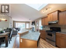 27 Fairmont Road S - photo 4