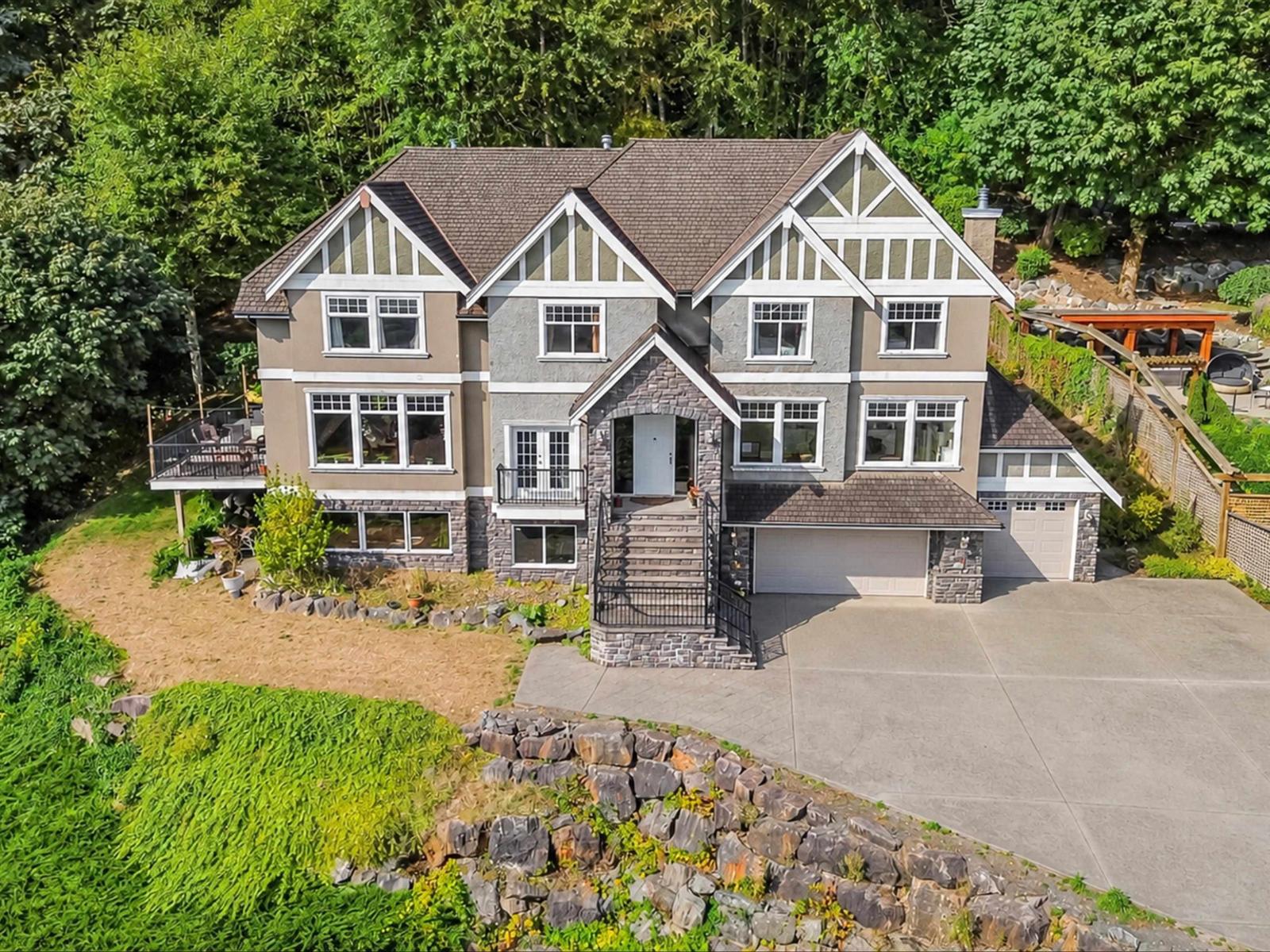 2651 STONECROFT DRIVE