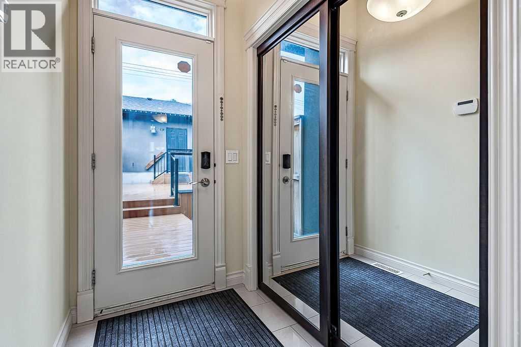 1134 17 Avenue NW - photo 16