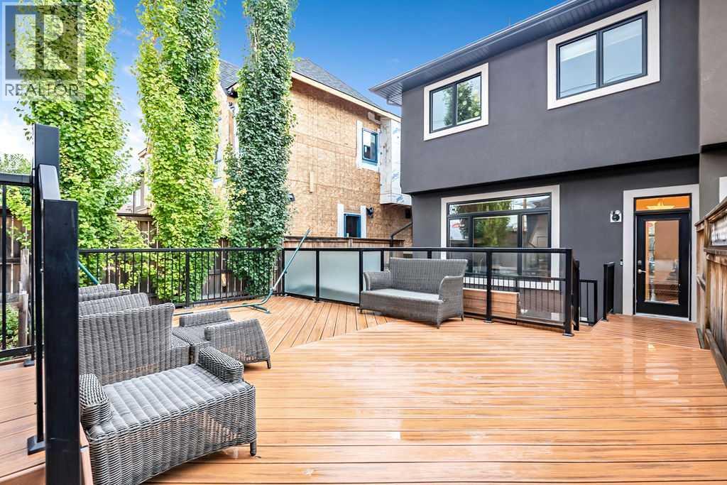 1134 17 Avenue NW - photo 35