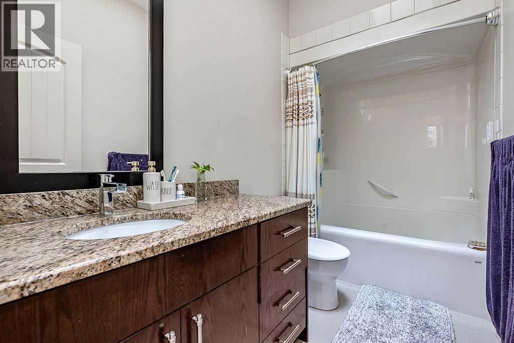 1134 17 Avenue NW - photo 26