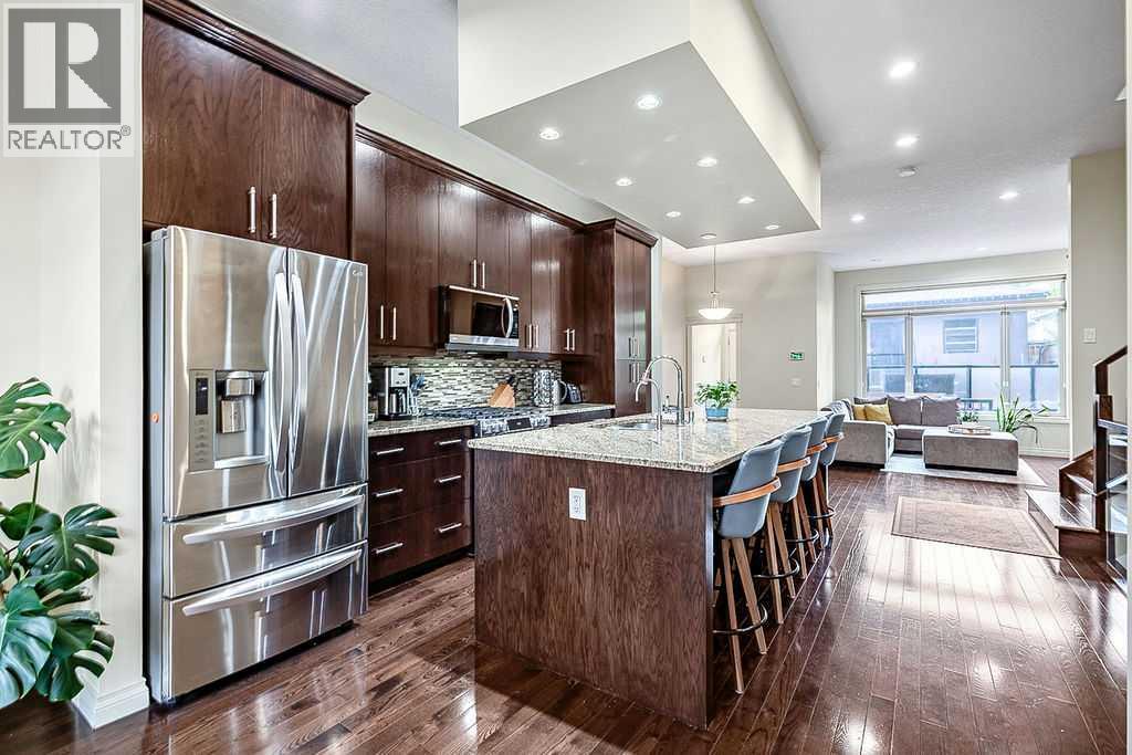 1134 17 Avenue NW - photo 7
