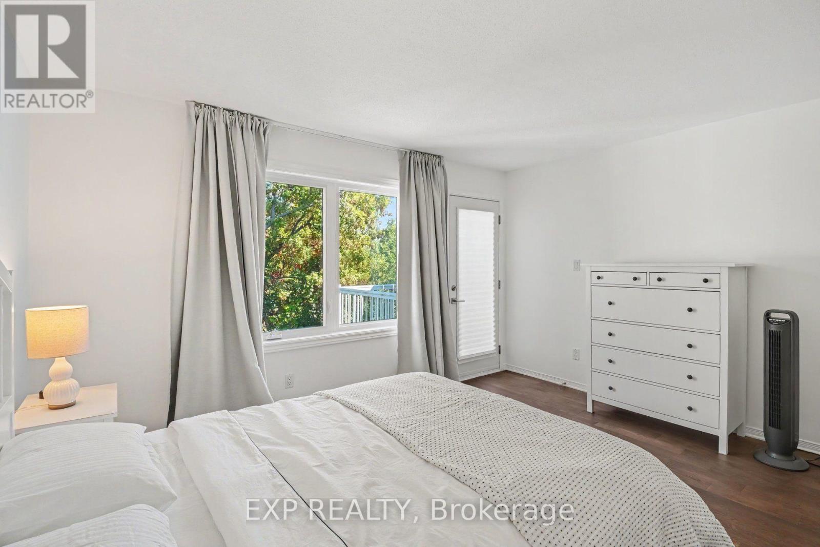 #35 93 STRATHAVEN PRIVATE - Image 18
