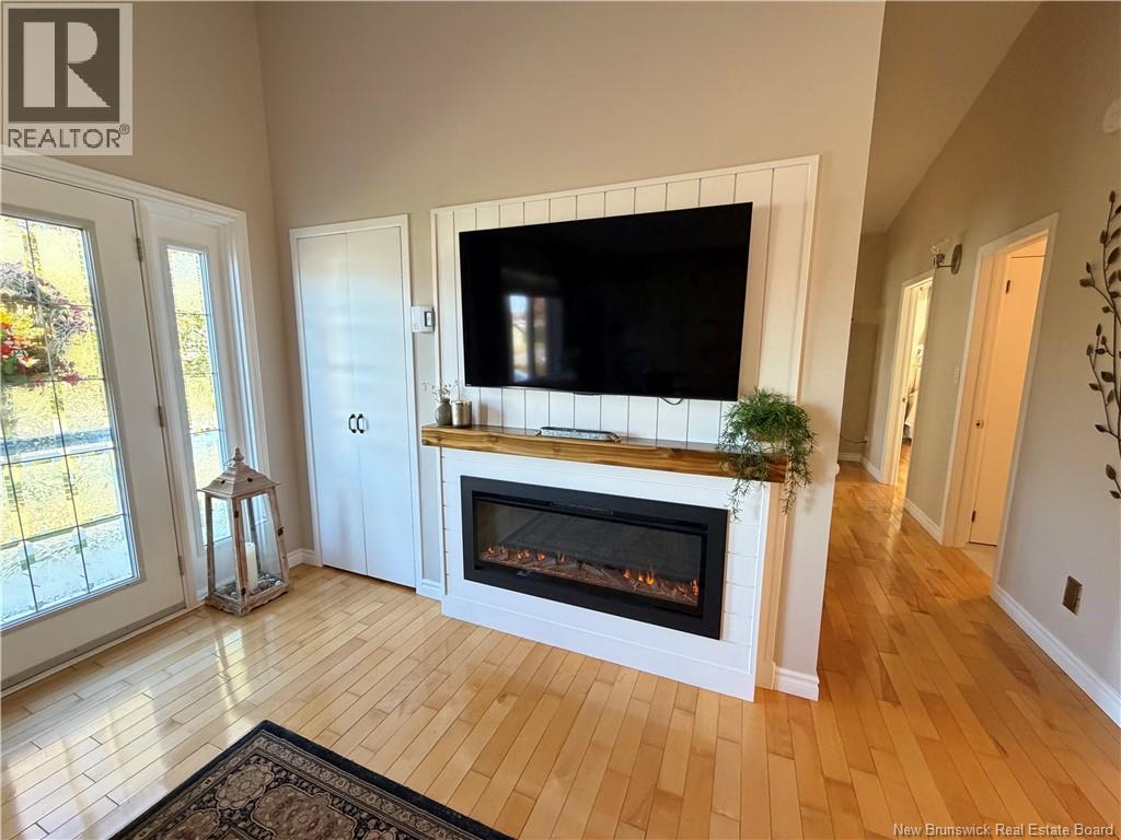 361 High Street - 13