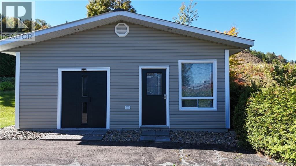 361 High Street - 41
