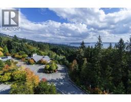 801 3335 Cypress Place, West Vancouver, BC V7S3J8 Photo 6