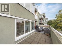 107 3280 W Broadway, Vancouver, BC V6K2H4 Photo 30