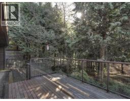 3904 Westridge Avenue, West Vancouver, BC V7V3H5 Photo 16