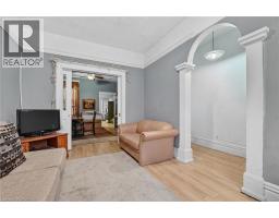 Living room - 199 N Locke Street N, Hamilton, ON L8R3B1 Photo 9