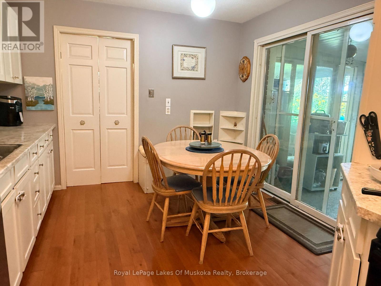 22 WESTVALE DRIVE - 14