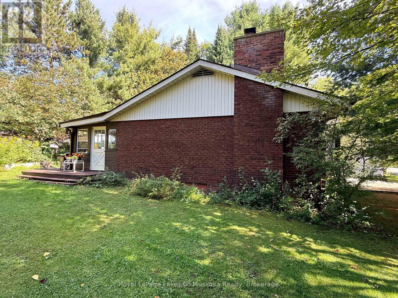 22 WESTVALE DRIVE - 21