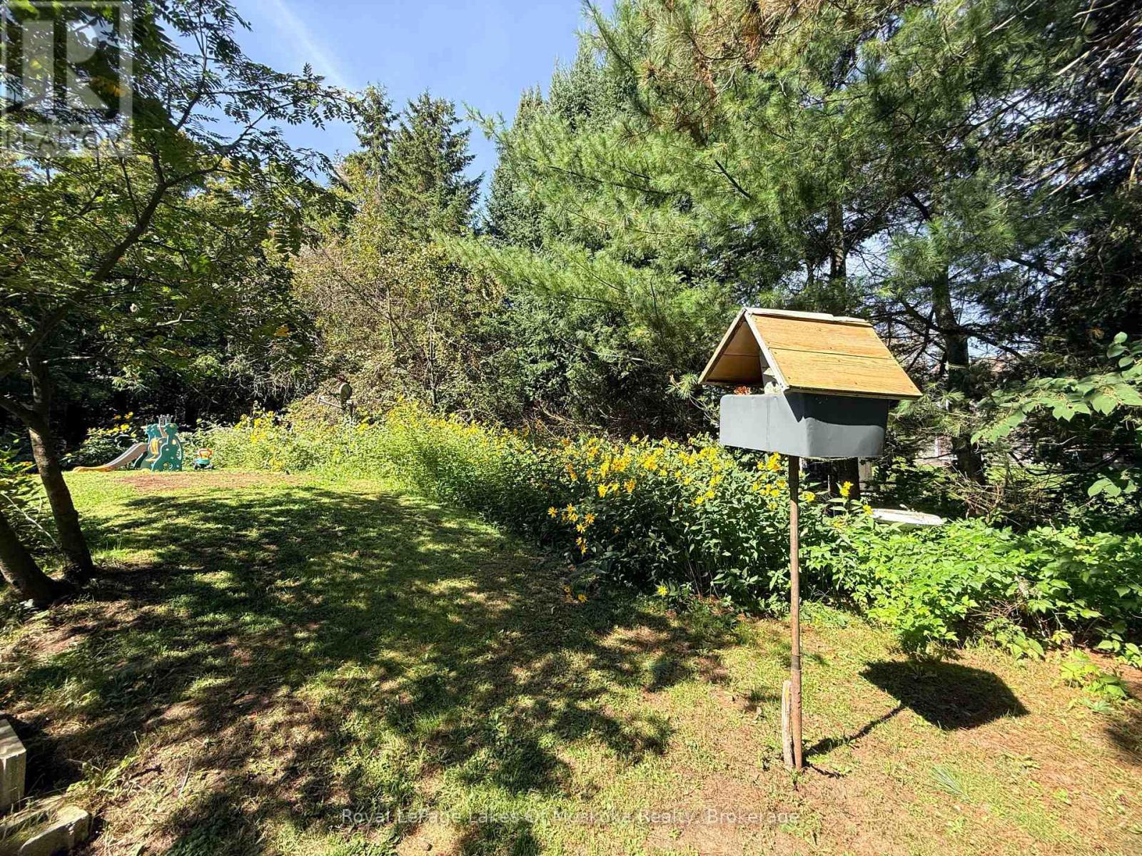 22 WESTVALE DRIVE - 22