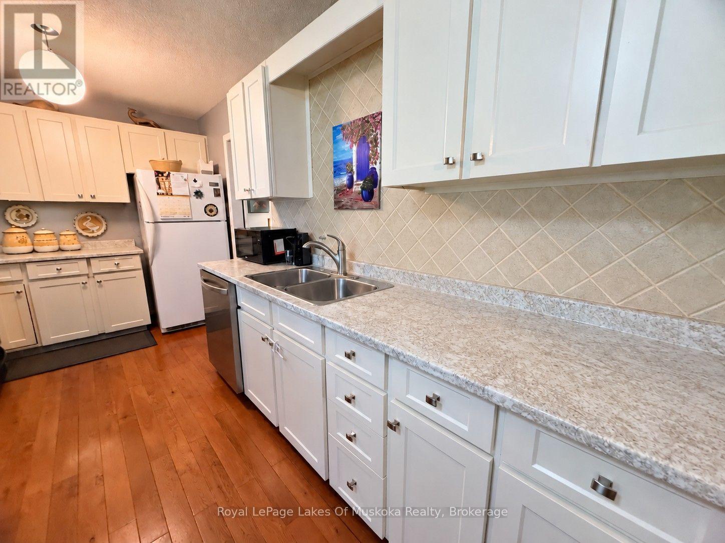22 WESTVALE DRIVE - 5