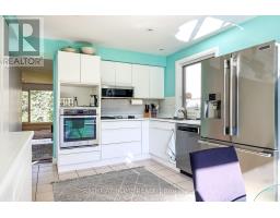 Laundry room - 69 Montressor Drive, Toronto, ON M2P1Z3 Photo 7