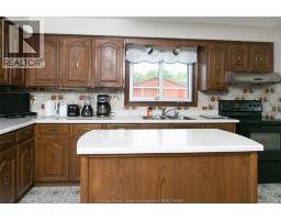 Bath (# pieces 1-6) - 3371 County Road 20, Amherstburg, ON N9V2Y8 Photo 9