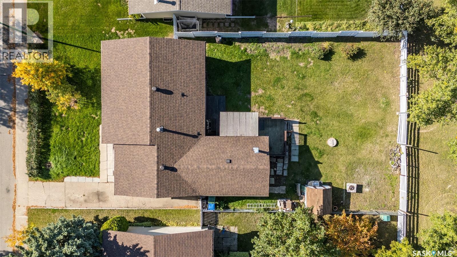 1338 Lacroix CRESCENT - 40