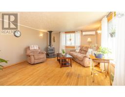 2184 Highway 334, Upper Wedgeport, NS B0W1B0 Photo 11