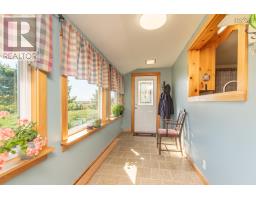 2184 Highway 334, Upper Wedgeport, NS B0W1B0 Photo 9