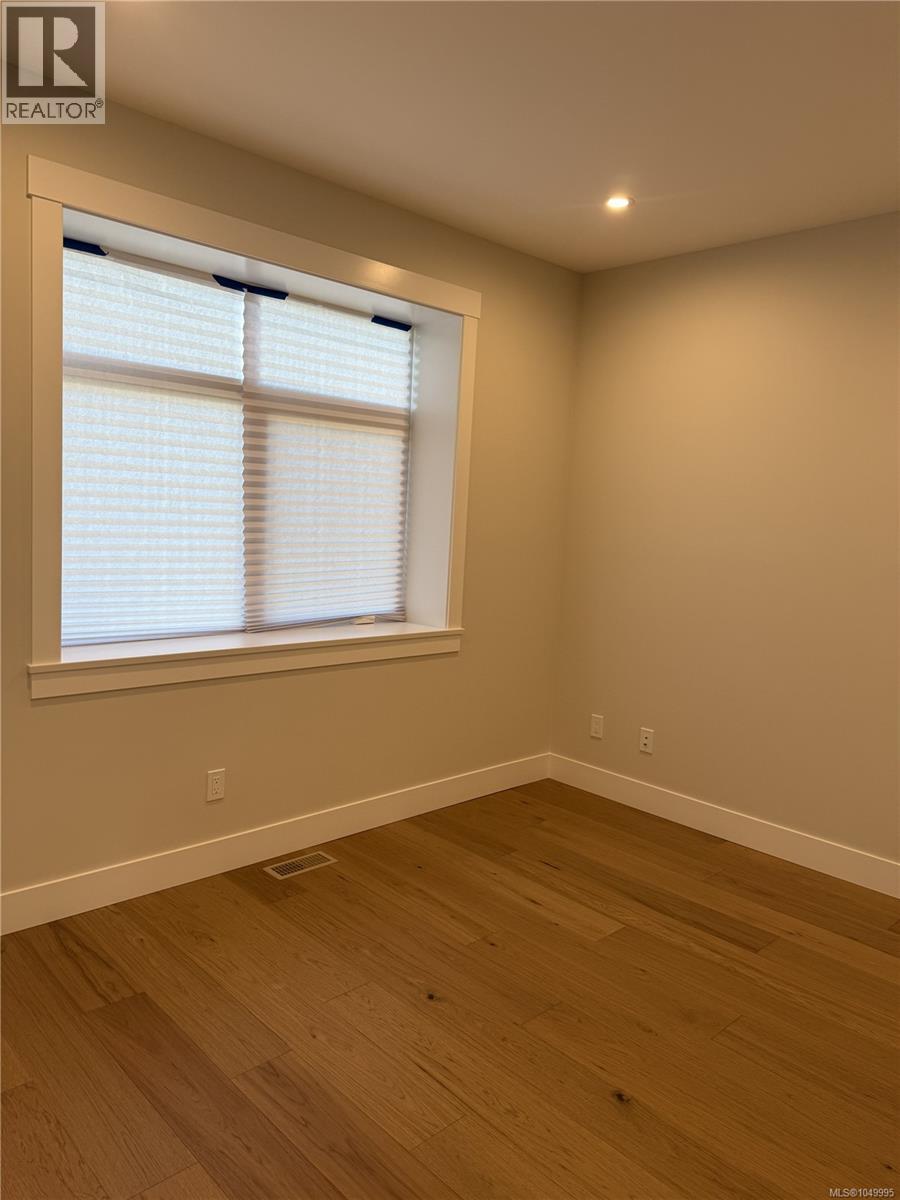 #41 626 Farrell Rd - Image 3