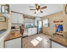 5021 54a Street, Lloydminster, AB T9V0S2 Photo 6