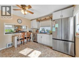 5021 54a Street, Lloydminster, AB T9V0S2 Photo 7