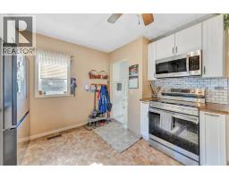 5021 54a Street, Lloydminster, AB T9V0S2 Photo 9