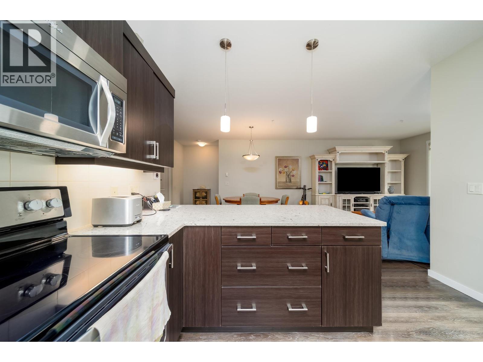 #104 3733 Casorso Road - 11