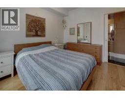 316, 119 19 Street NW - photo 28