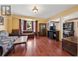 537 Walpole Crescent, Newmarket, ON L3X2A5 Photo 10