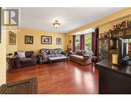537 Walpole Crescent, Newmarket, ON L3X2A5 Photo 9