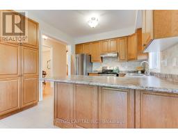 96 Timber Valley Avenue, Richmond Hill, ON L4E4Z9 Photo 11