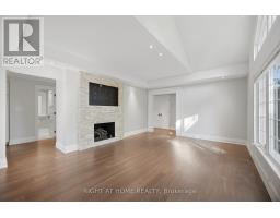 1037 Lakeshore Road W, Oakville, ON L6L1E7 Photo 15