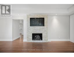 1037 Lakeshore Road W, Oakville, ON L6L1E7 Photo 16