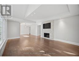 1037 Lakeshore Road W, Oakville, ON L6L1E7 Photo 17