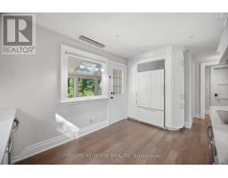 1037 Lakeshore Road W, Oakville, ON L6L1E7 Photo 23