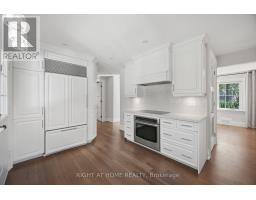 1037 Lakeshore Road W, Oakville, ON L6L1E7 Photo 24