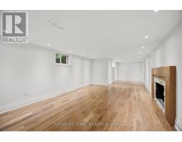 1037 Lakeshore Road W, Oakville, ON L6L1E7 Photo 37