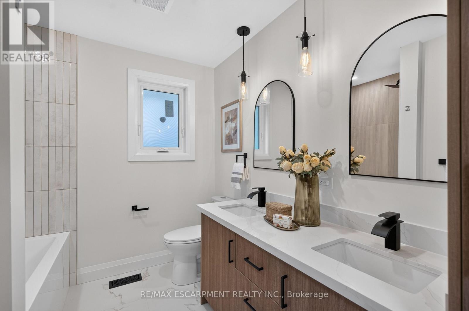 3028 EVA DRIVE - 30