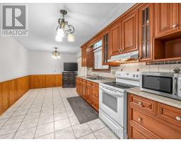 Kitchen - 3570 Autumn Harvest Drive, Mississauga, ON L4Y3S1 Photo 9