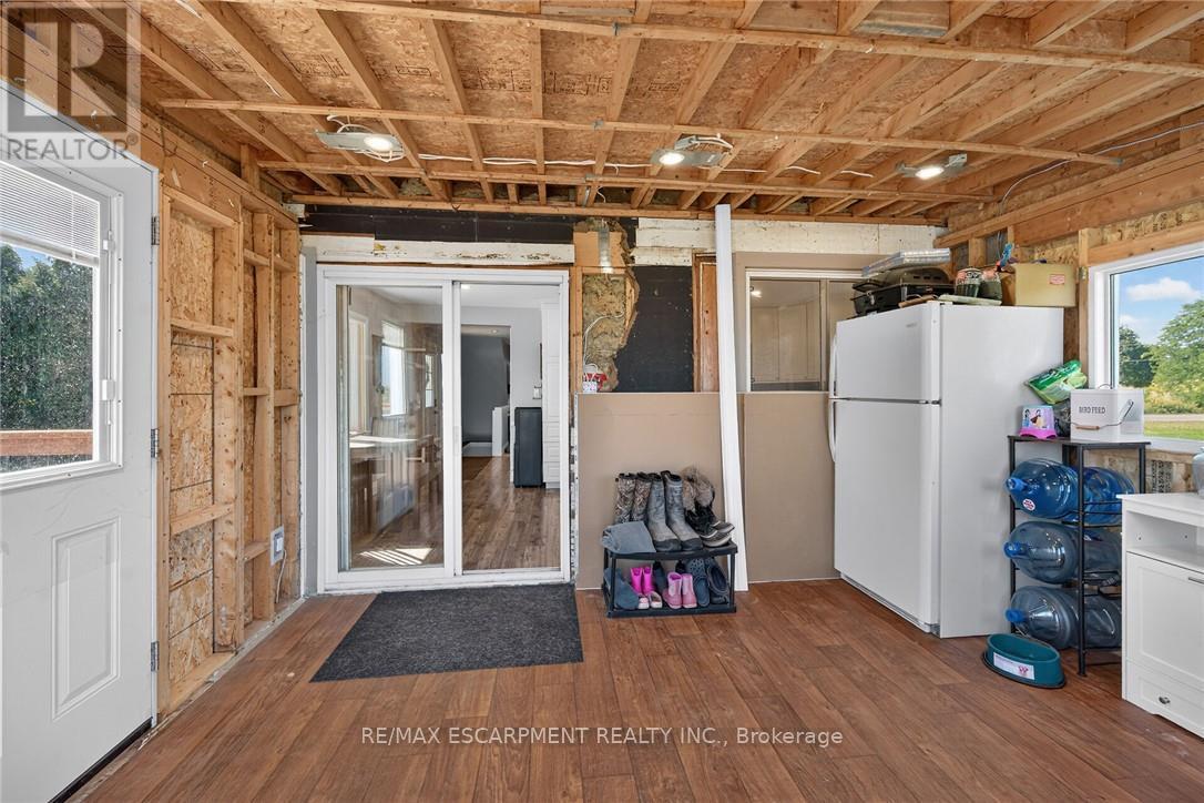 359 FIRST LINE - Image 22