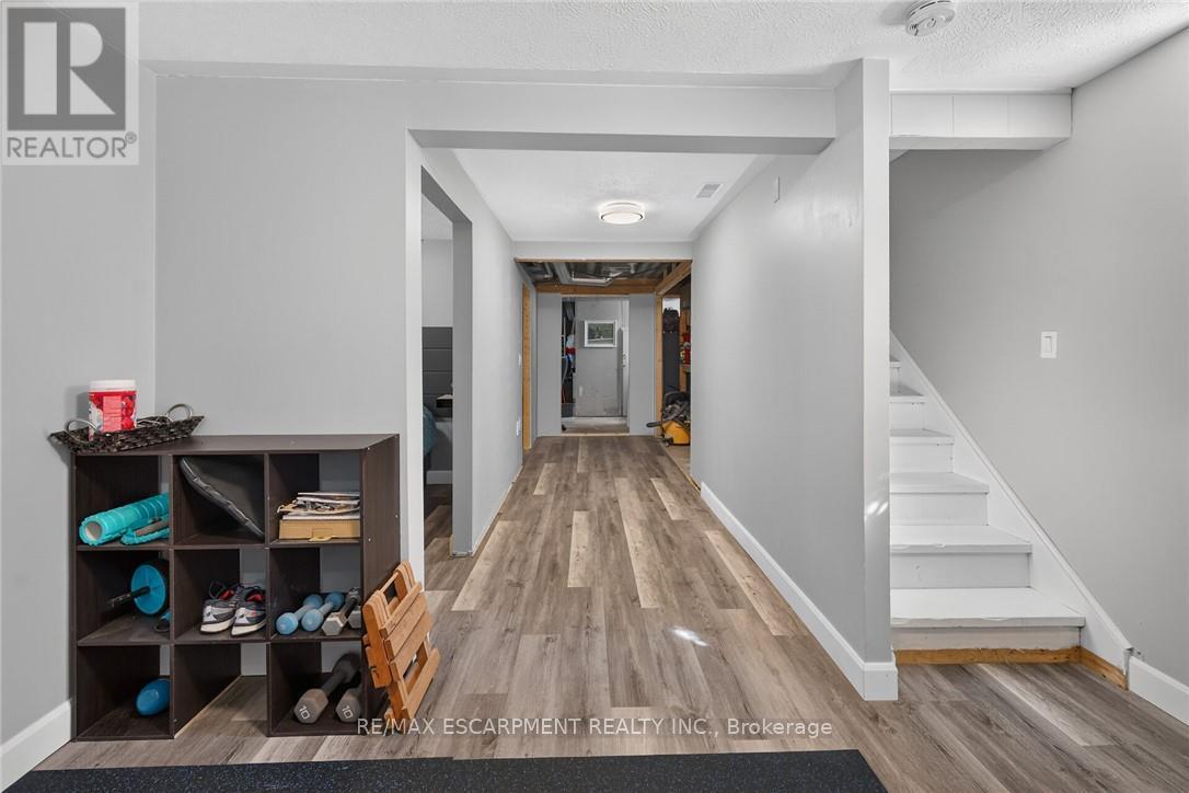 359 FIRST LINE - Image 27