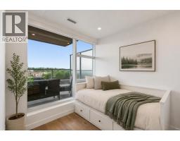 547, 110 18A Street NW - photo 1