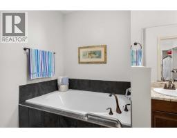 64 Elysian Crescent SW - photo 18