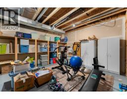 64 Elysian Crescent SW - photo 31