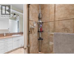 700 Harrington Road, Kamloops, BC V2B6T7 Photo 35