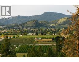 17547 Sanborn Street, Summerland, BC V0H1Z3 Photo 7