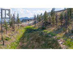 17547 Sanborn Street, Summerland, BC V0H1Z3 Photo 8